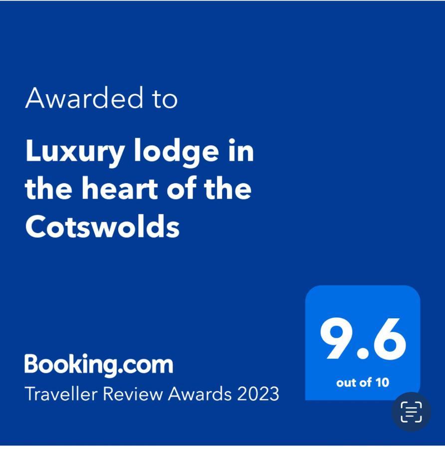 Luxury Lodge In The Heart Of The Cotswolds 시런세스터 외부 사진